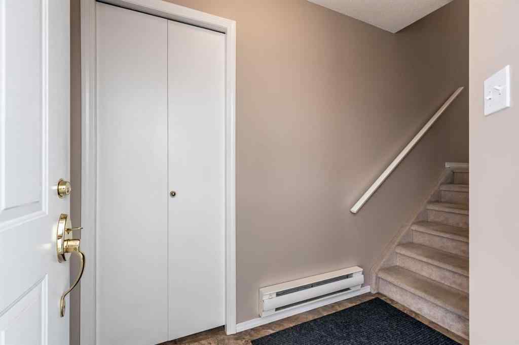 MLS® A2263564 - Unit #304 221 Cameron Road SE in Ross Glen Medicine Hat, Residential