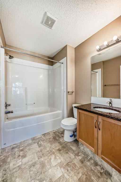 MLS® A2263565 - 50 Everridge Gardens SW in Evergreen Calgary, Residential