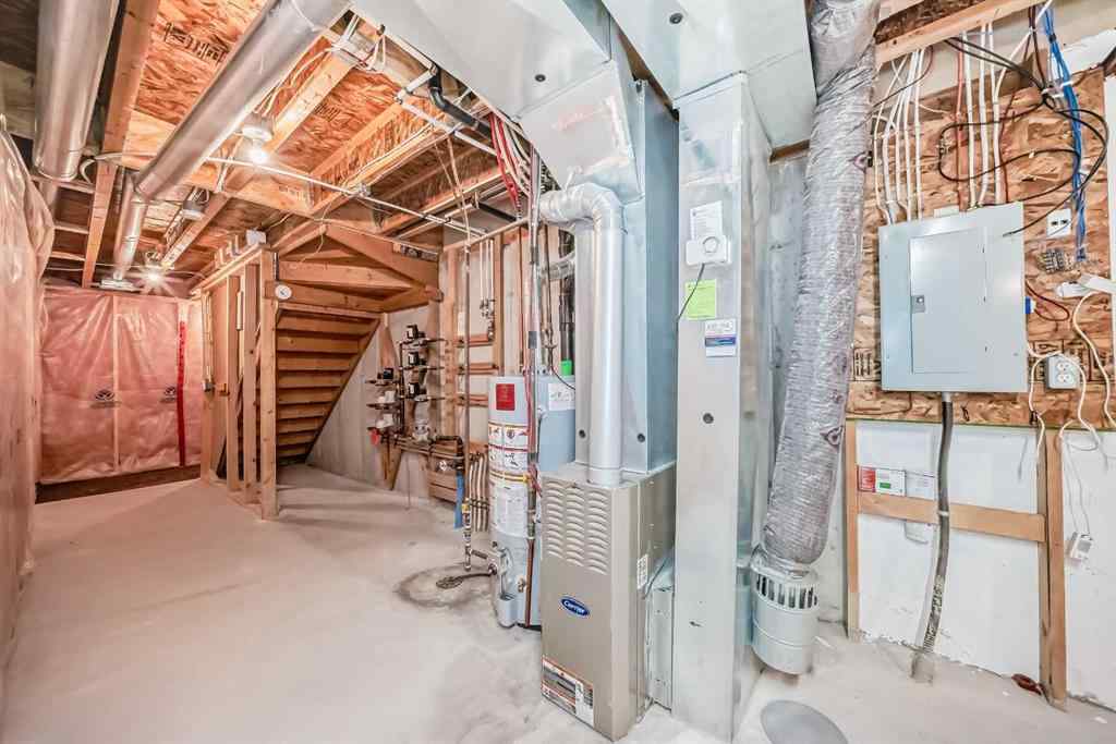 MLS® A2263565 - 50 Everridge Gardens SW in Evergreen Calgary, Residential