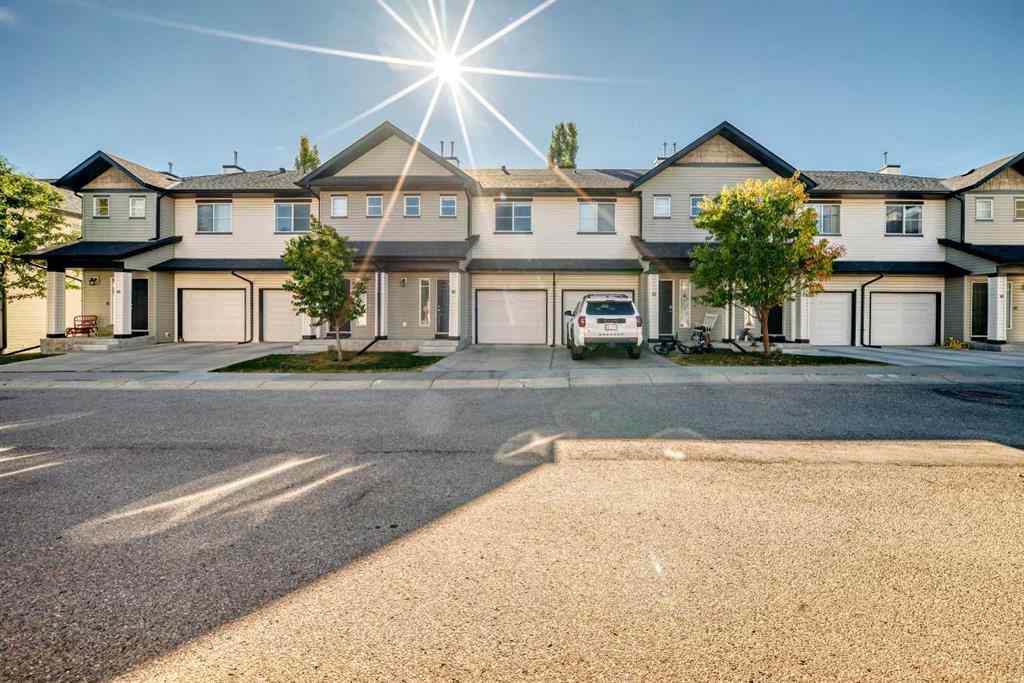 MLS® A2263565 - 50 Everridge Gardens SW in Evergreen Calgary, Residential
