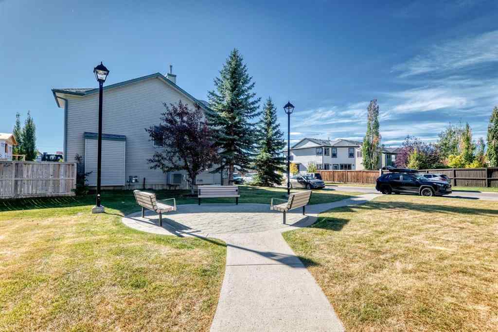 MLS® A2263565 - 50 Everridge Gardens SW in Evergreen Calgary, Residential