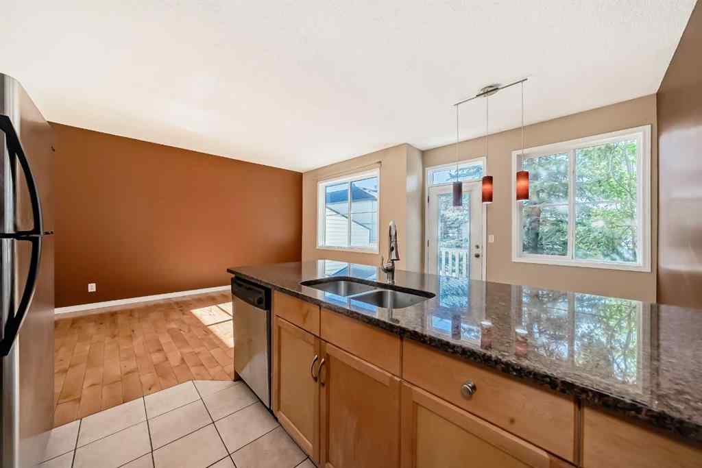MLS® A2263565 - 50 Everridge Gardens SW in Evergreen Calgary, Residential