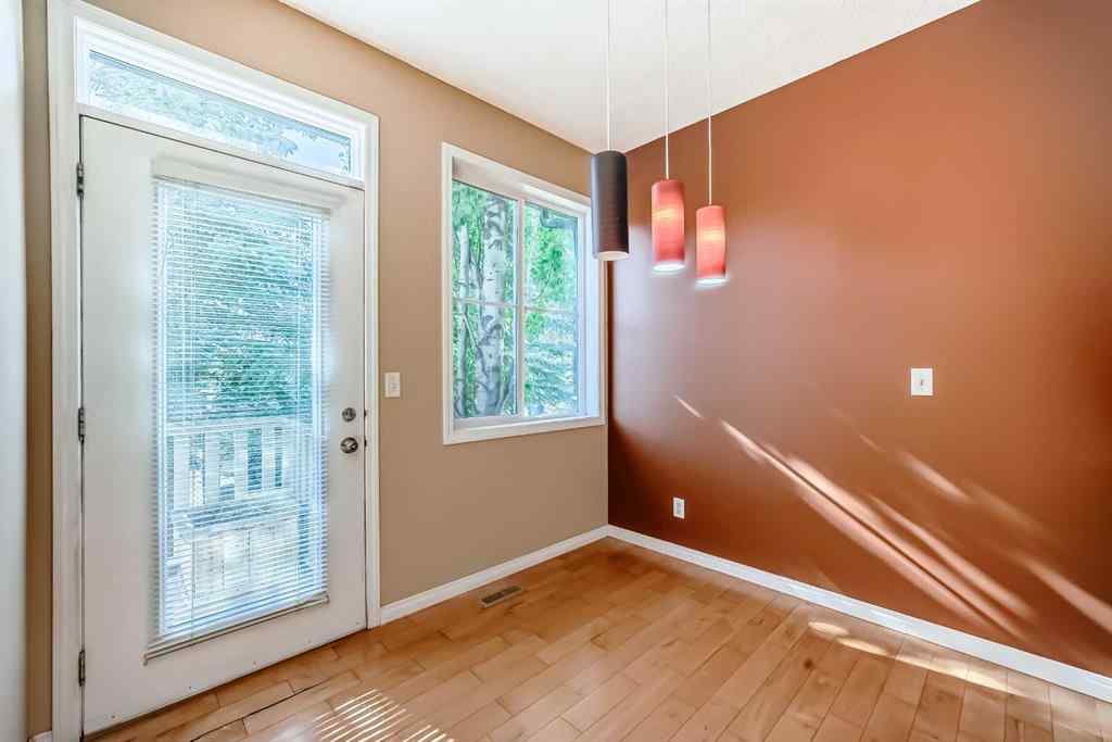 MLS® A2263565 - 50 Everridge Gardens SW in Evergreen Calgary, Residential