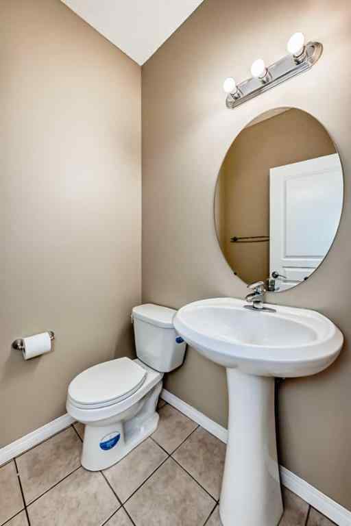 MLS® A2263565 - 50 Everridge Gardens SW in Evergreen Calgary, Residential