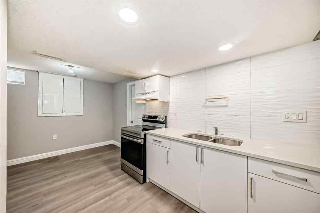 MLS® A2263570 - 199 Maitland Drive NE in Marlborough Park Calgary, Residential