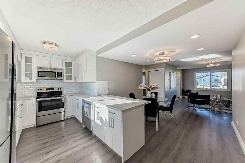 MLS® A2263570 - 199 Maitland Drive NE in Marlborough Park Calgary, Residential