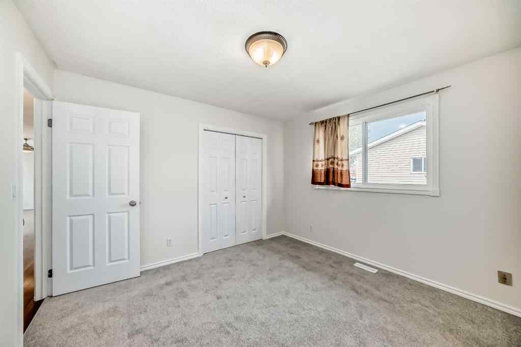 MLS® A2263574 - 176 Pinecliff Way NE in Pineridge Calgary, Residential