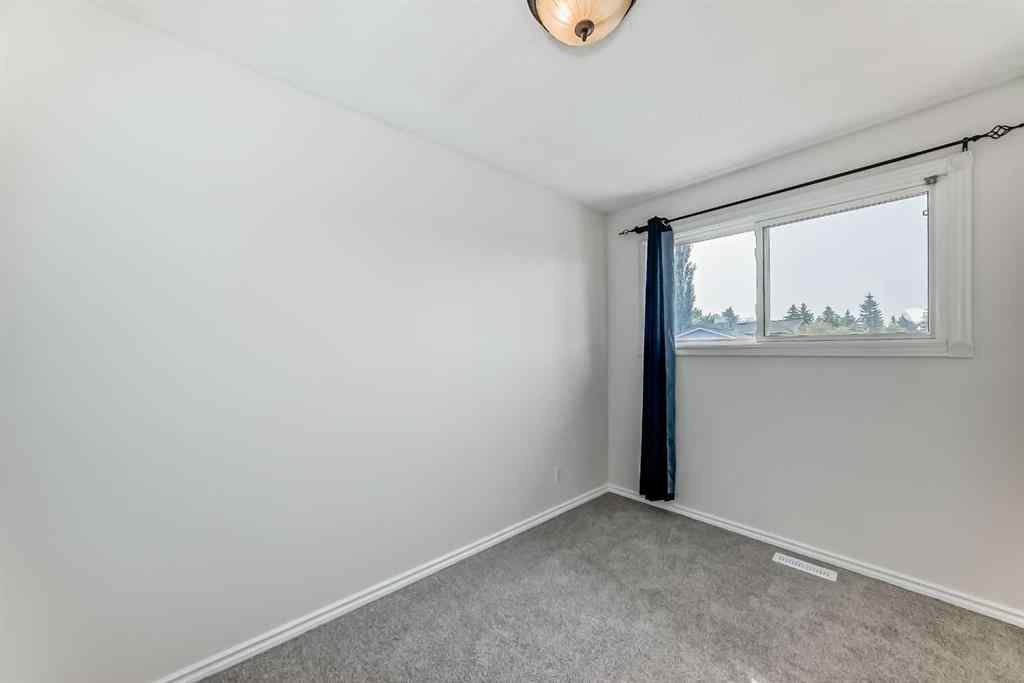 MLS® A2263574 - 176 Pinecliff Way NE in Pineridge Calgary, Residential