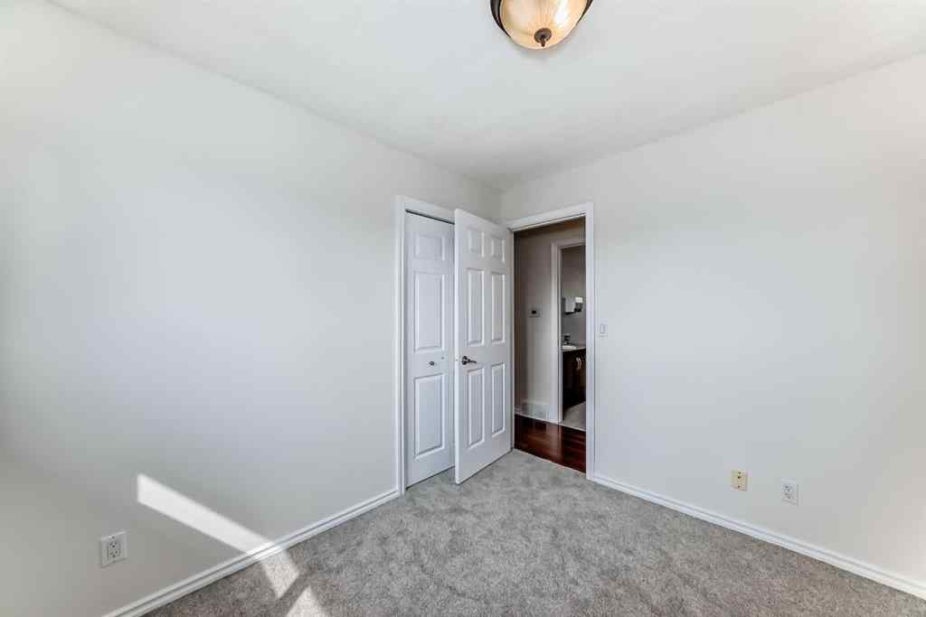 MLS® A2263574 - 176 Pinecliff Way NE in Pineridge Calgary, Residential