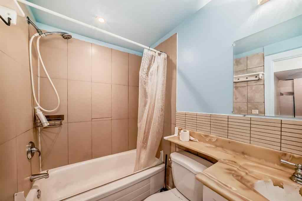 MLS® A2263574 - 176 Pinecliff Way NE in Pineridge Calgary, Residential