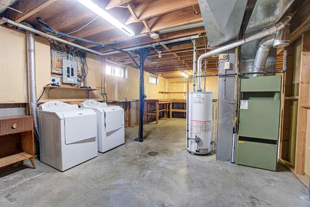 MLS® A2263575 - 22 Westrose Avenue  in NONE Claresholm, Residential