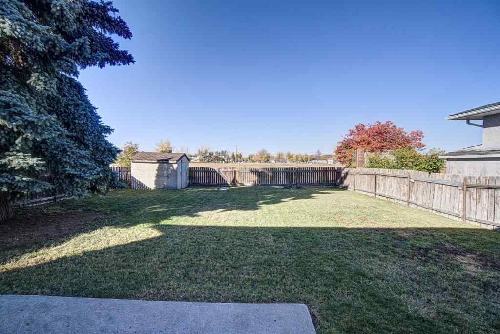 MLS® A2263575 - 22 Westrose Avenue  in NONE Claresholm, Residential