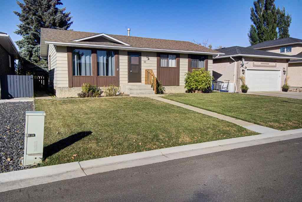 MLS® A2263575 - 22 Westrose Avenue  in NONE Claresholm, Residential
