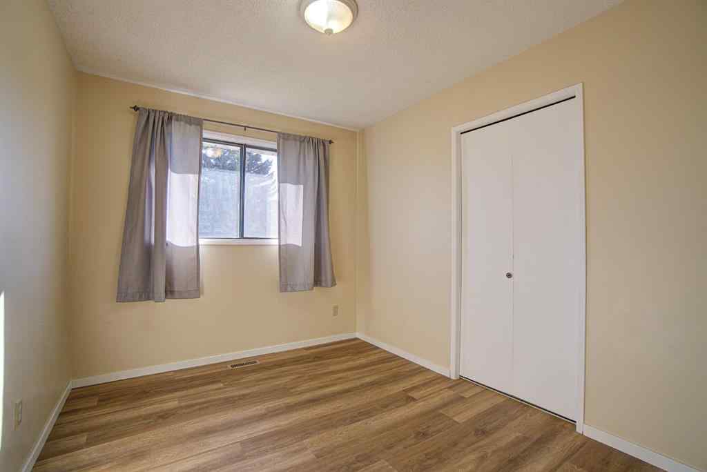 MLS® A2263575 - 22 Westrose Avenue  in NONE Claresholm, Residential