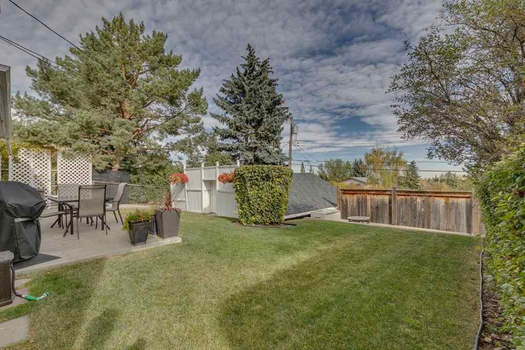MLS® A2263577 - 5016 Norris Road NW in North Haven Calgary, Residential