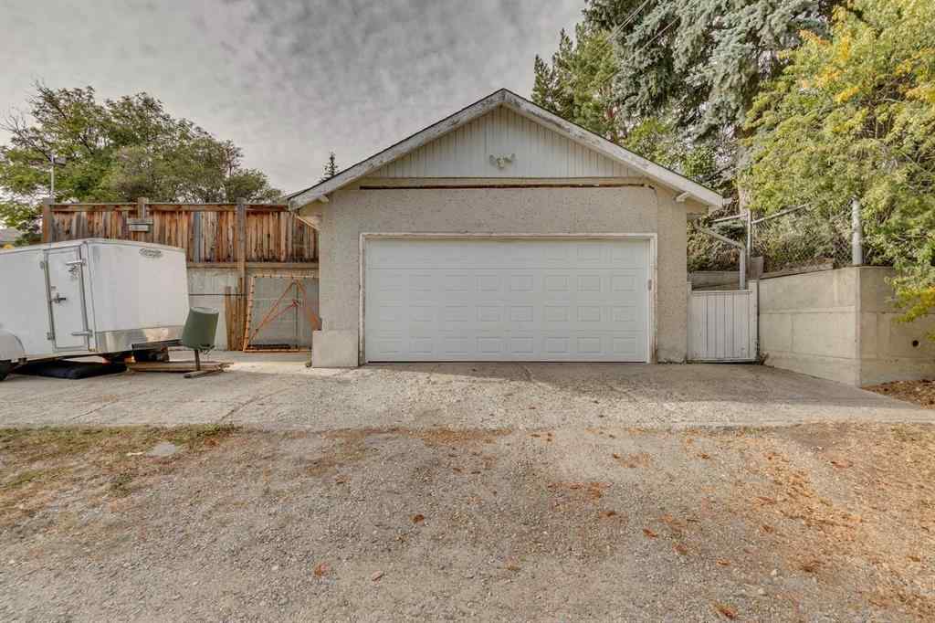 MLS® A2263577 - 5016 Norris Road NW in North Haven Calgary, Residential