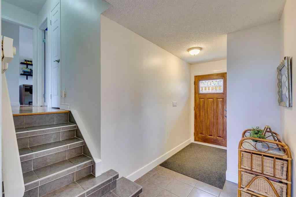 MLS® A2263577 - 5016 Norris Road NW in North Haven Calgary, Residential