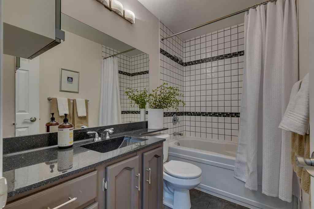 MLS® A2263577 - 5016 Norris Road NW in North Haven Calgary, Residential