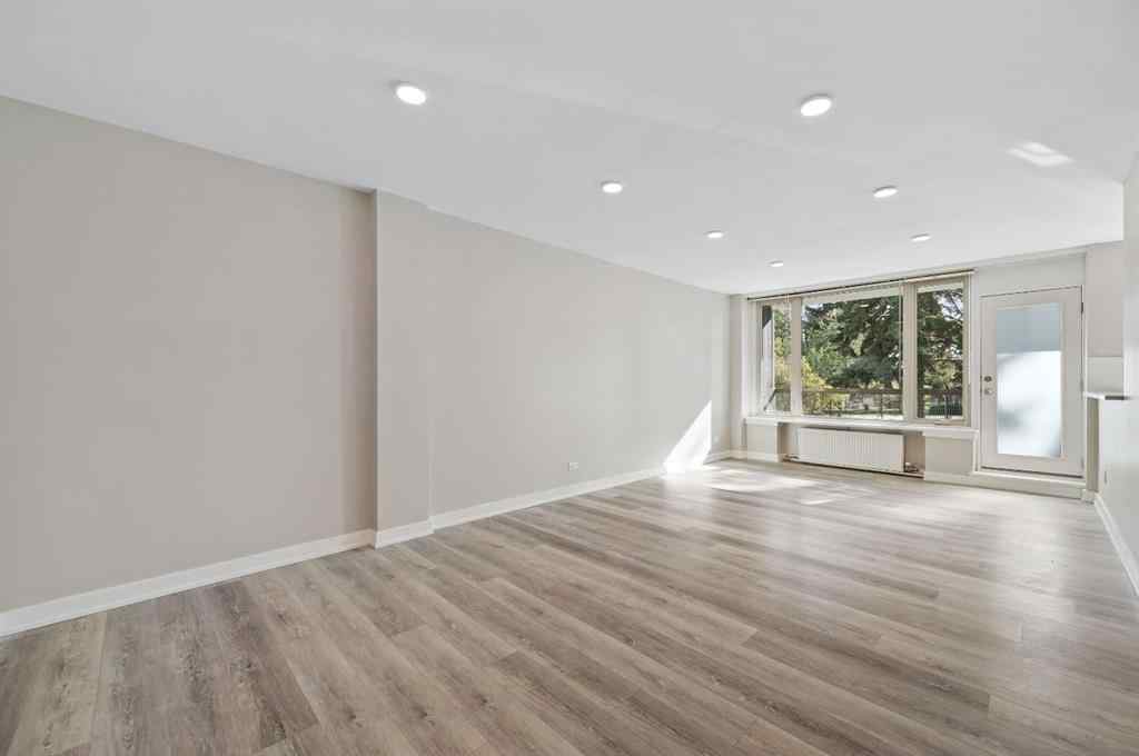 MLS® A2263587 - Unit #202 3316 Rideau Place SW in Rideau Park Calgary, Residential