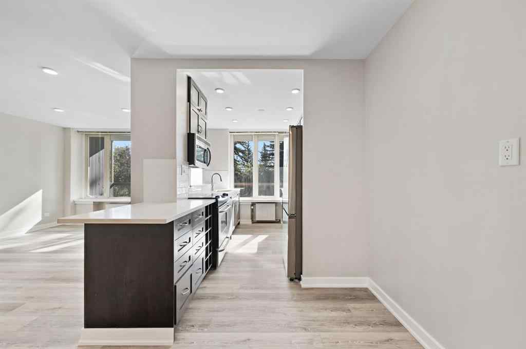 MLS® A2263587 - Unit #202 3316 Rideau Place SW in Rideau Park Calgary, Residential