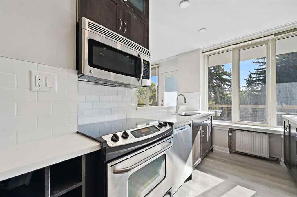 MLS® A2263587 - Unit #202 3316 Rideau Place SW in Rideau Park Calgary, Residential