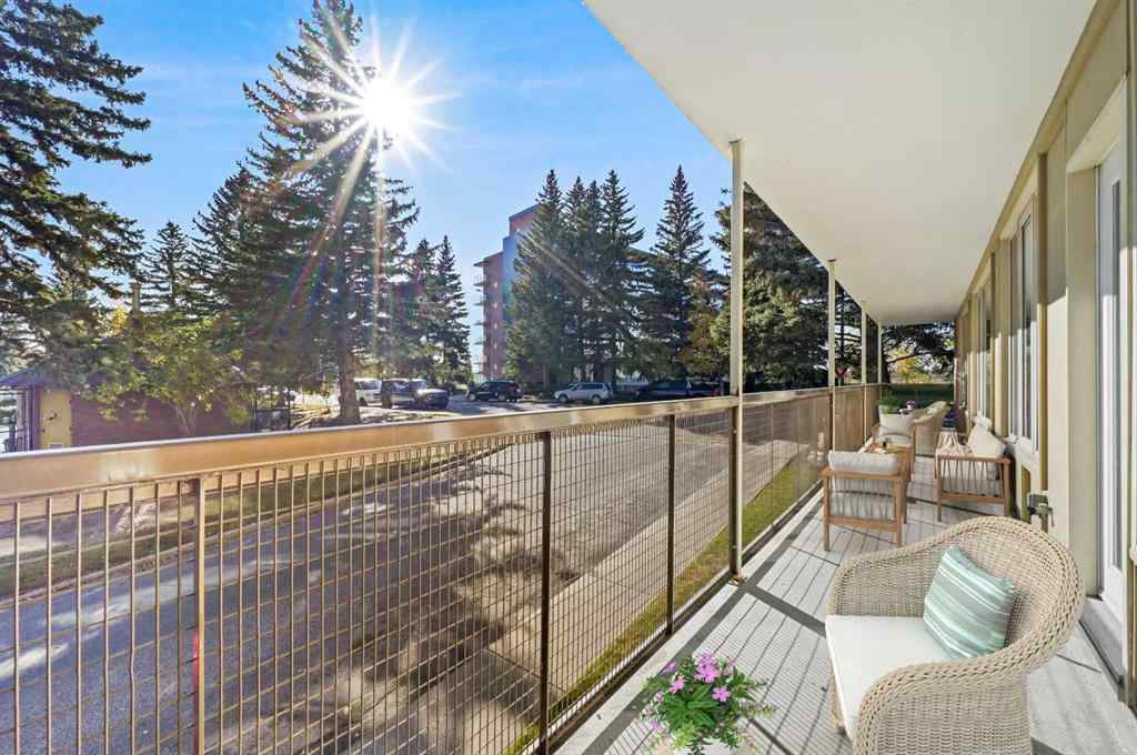 MLS® A2263587 - Unit #202 3316 Rideau Place SW in Rideau Park Calgary, Residential