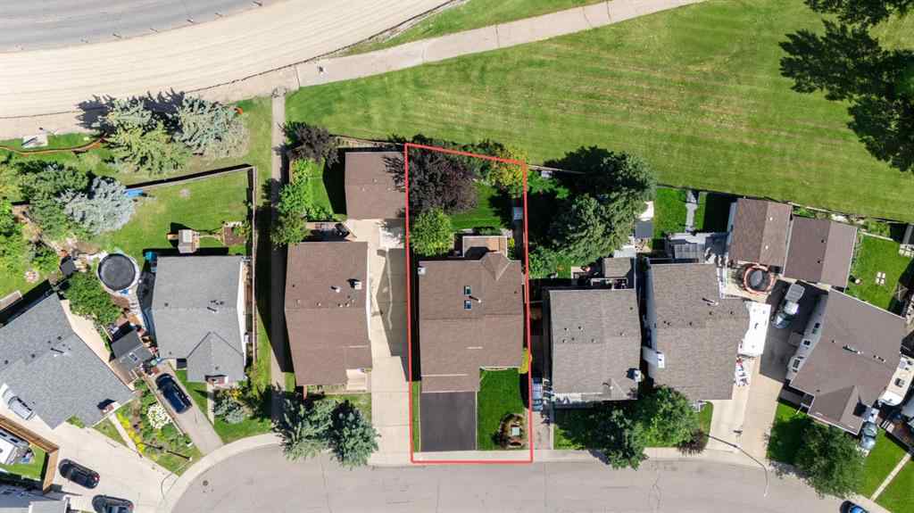 MLS® A2263593 - 32 Rideau Close SW in Ridgegate Airdrie, Residential