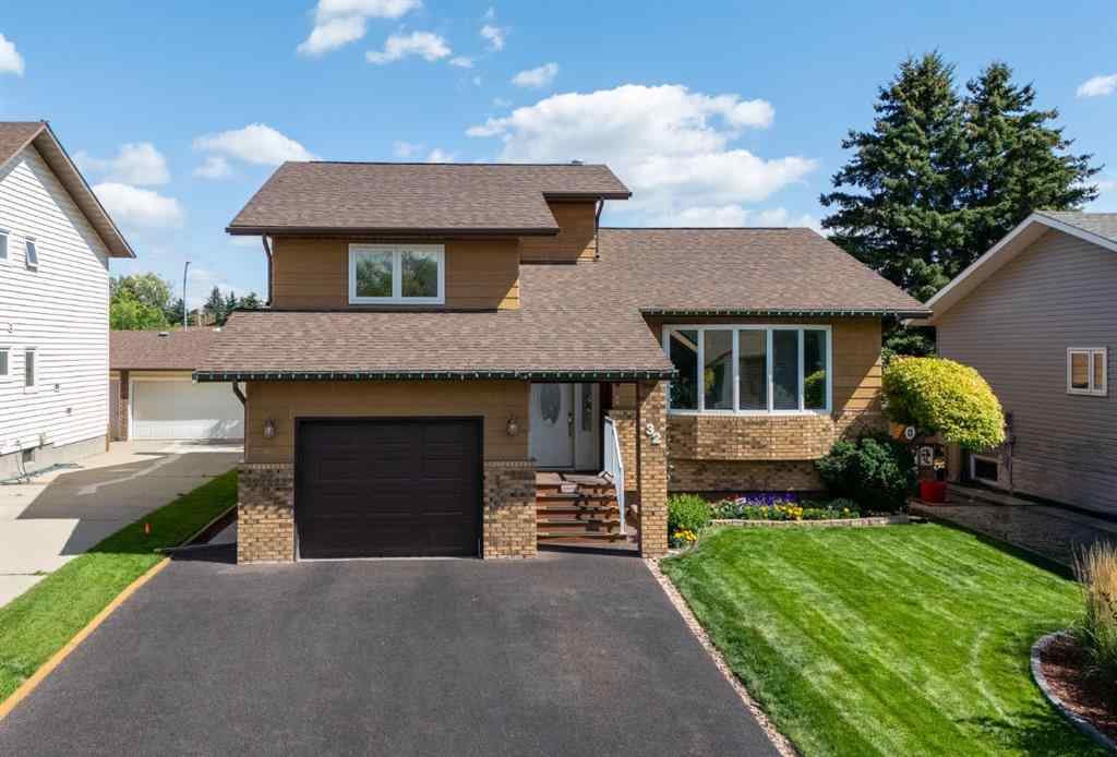 MLS® A2263593 - 32 Rideau Close SW in Ridgegate Airdrie, Residential