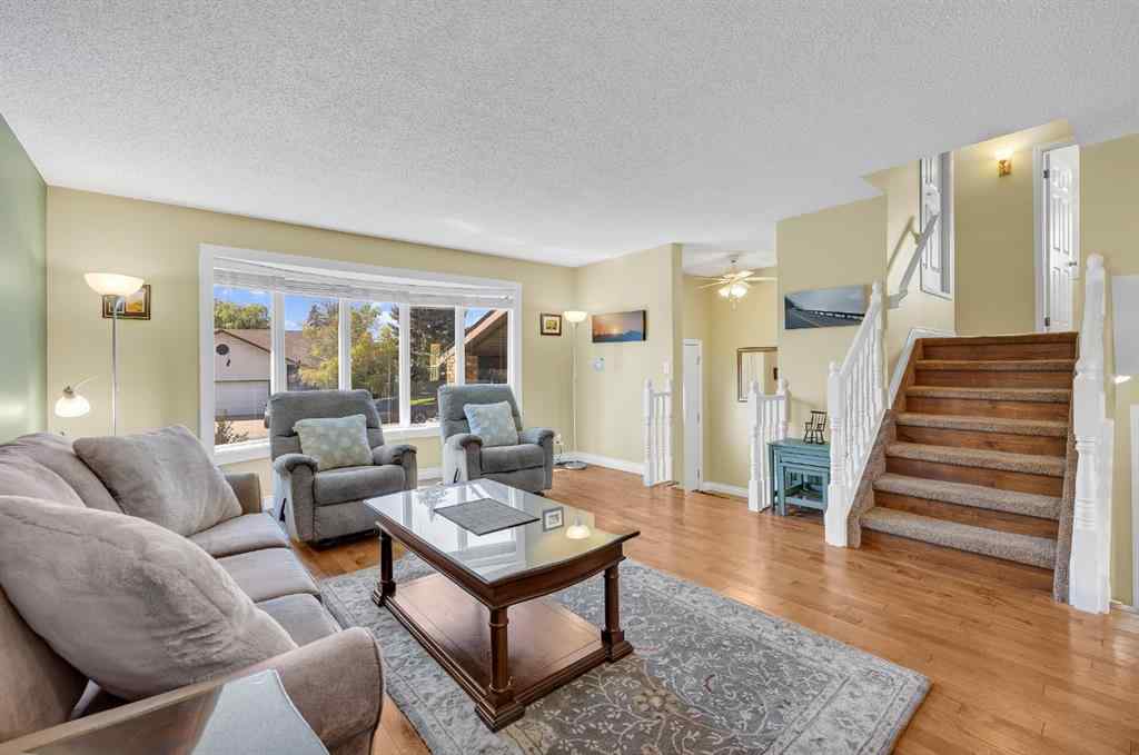 MLS® A2263593 - 32 Rideau Close SW in Ridgegate Airdrie, Residential