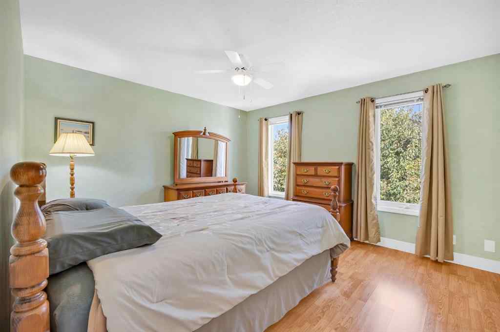 MLS® A2263593 - 32 Rideau Close SW in Ridgegate Airdrie, Residential