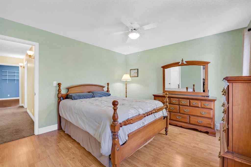 MLS® A2263593 - 32 Rideau Close SW in Ridgegate Airdrie, Residential