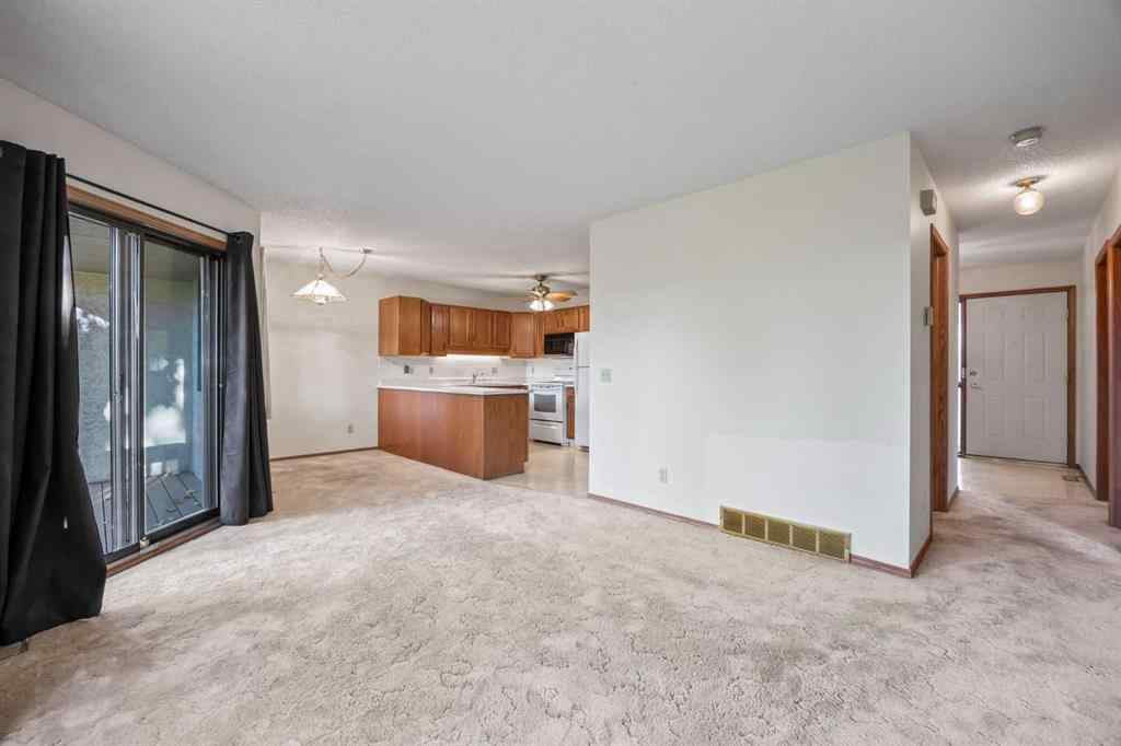 MLS® A2263600 - 52 Sandarac Circle NW in Sandstone Valley Calgary, Residential