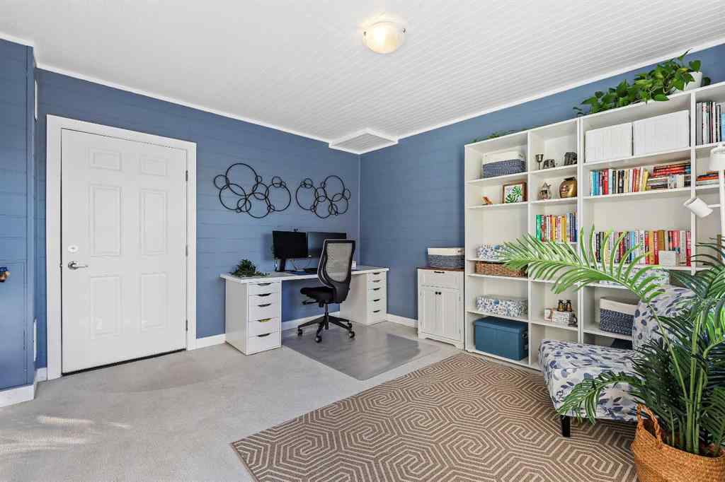 MLS® A2263601 - 119 Les Jardins Park SE in Douglasdale/Glen Calgary, Residential