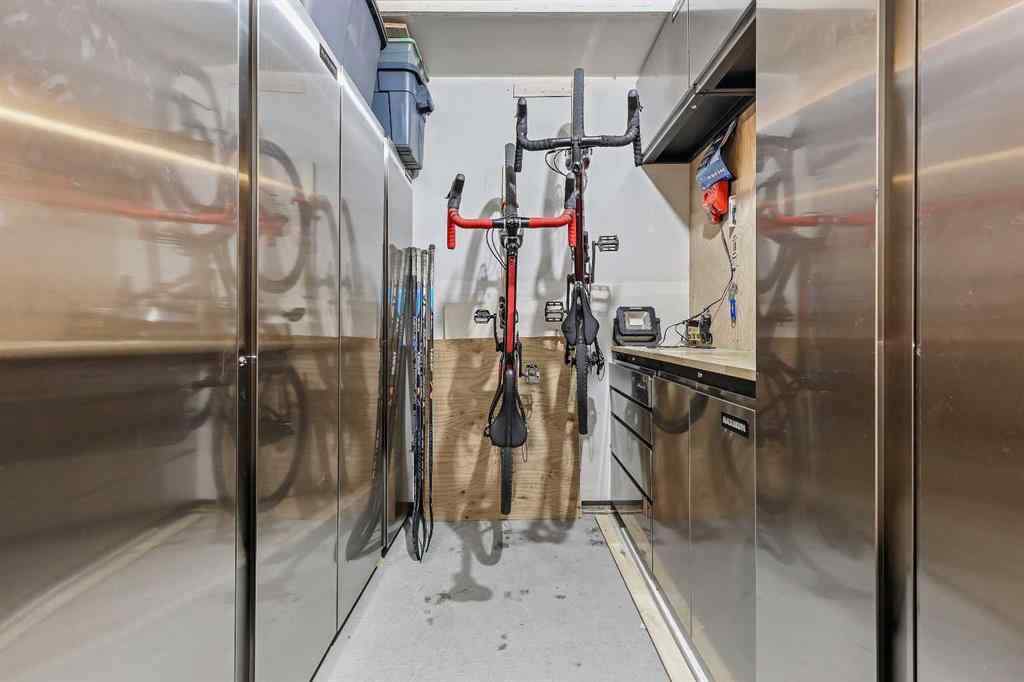 MLS® A2263601 - 119 Les Jardins Park SE in Douglasdale/Glen Calgary, Residential