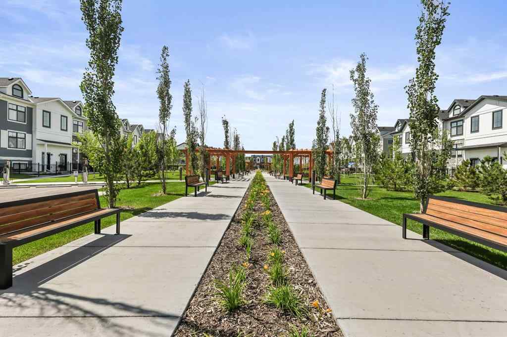 MLS® A2263601 - 119 Les Jardins Park SE in Douglasdale/Glen Calgary, Residential