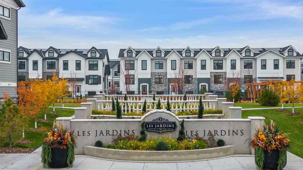 MLS® A2263601 - 119 Les Jardins Park SE in Douglasdale/Glen Calgary, Residential