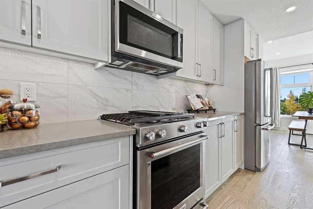 MLS® A2263601 - 119 Les Jardins Park SE in Douglasdale/Glen Calgary, Residential