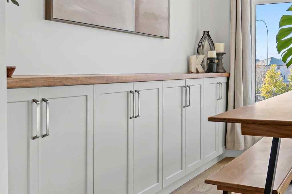 MLS® A2263601 - 119 Les Jardins Park SE in Douglasdale/Glen Calgary, Residential