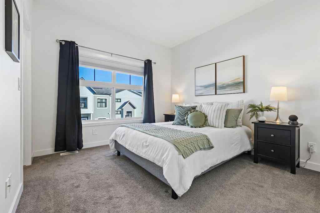 MLS® A2263601 - 119 Les Jardins Park SE in Douglasdale/Glen Calgary, Residential