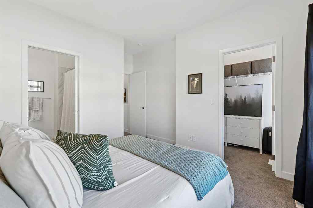 MLS® A2263601 - 119 Les Jardins Park SE in Douglasdale/Glen Calgary, Residential