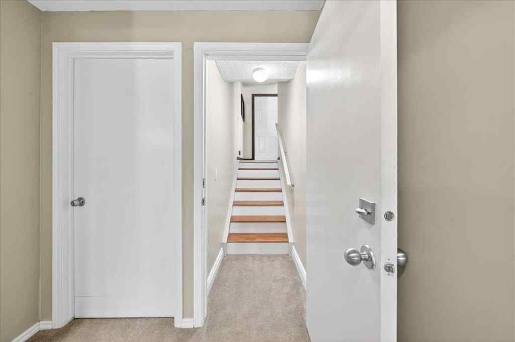 MLS® A2263602 - 11 Citadel Vista Close NW in Citadel Calgary, Residential