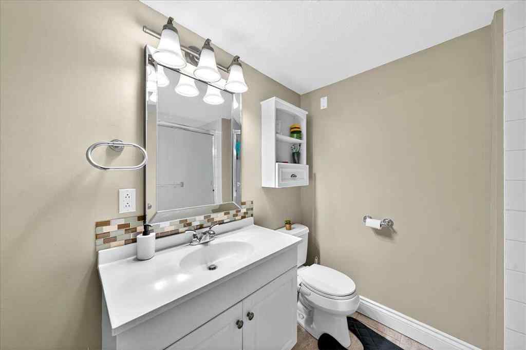 MLS® A2263602 - 11 Citadel Vista Close NW in Citadel Calgary, Residential