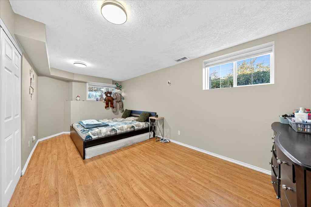 MLS® A2263602 - 11 Citadel Vista Close NW in Citadel Calgary, Residential