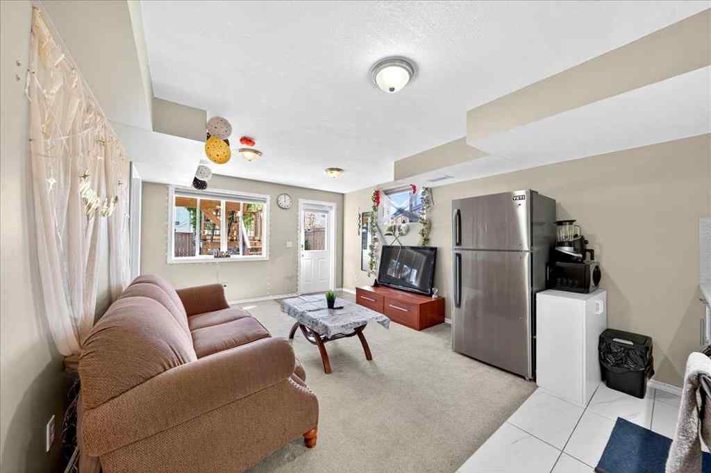 MLS® A2263602 - 11 Citadel Vista Close NW in Citadel Calgary, Residential