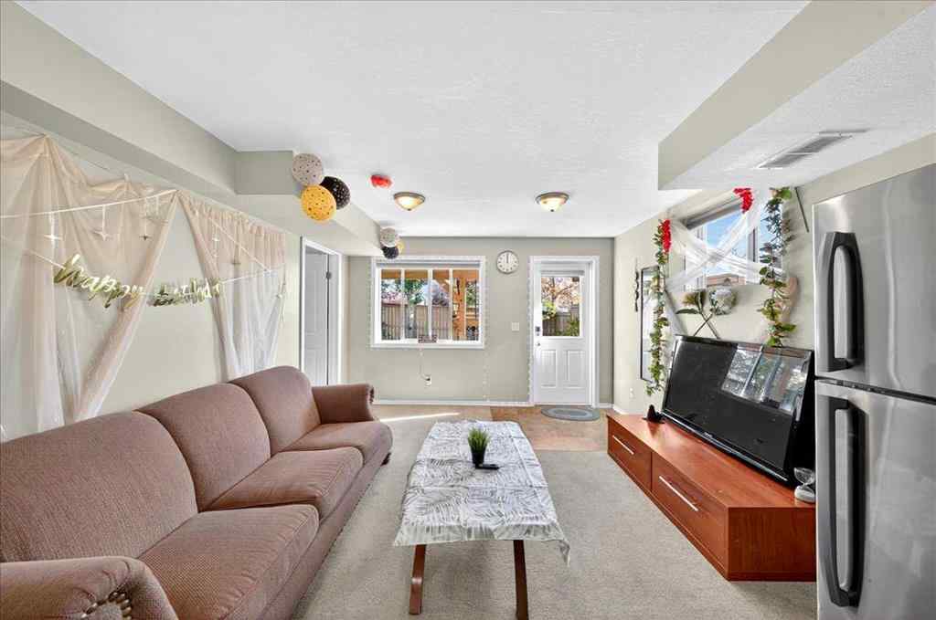 MLS® A2263602 - 11 Citadel Vista Close NW in Citadel Calgary, Residential