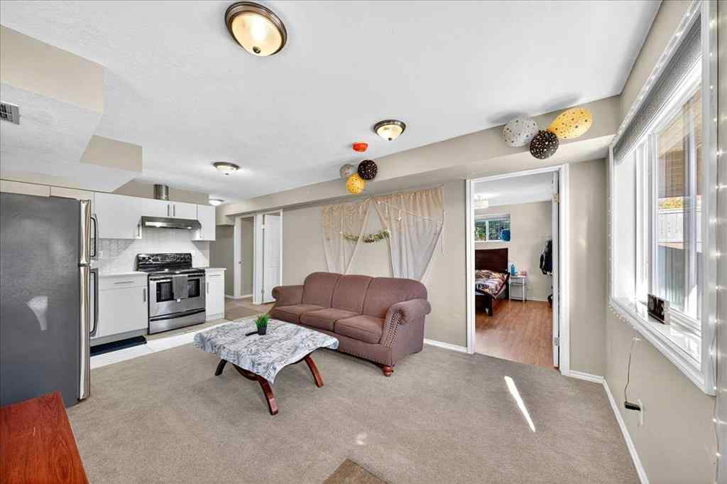 MLS® A2263602 - 11 Citadel Vista Close NW in Citadel Calgary, Residential