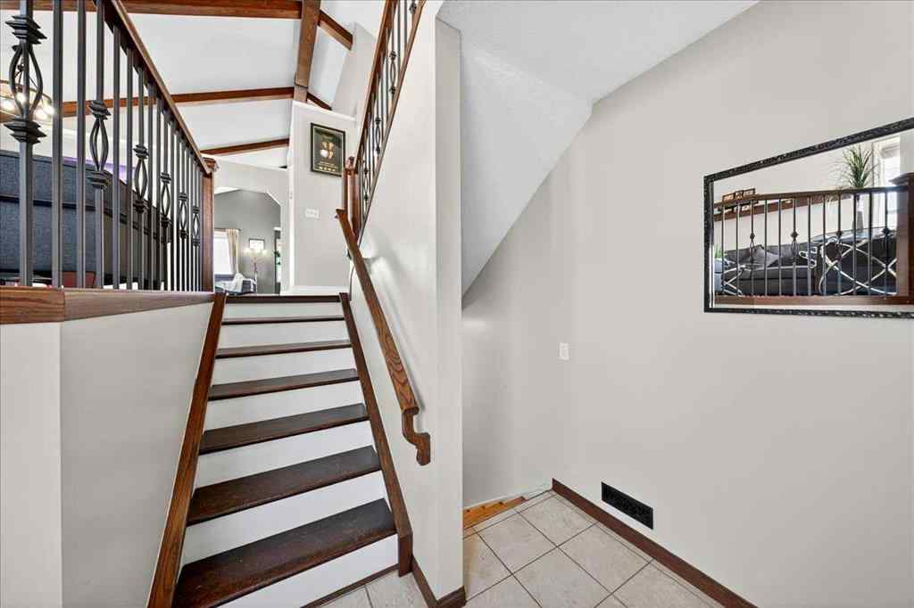 MLS® A2263602 - 11 Citadel Vista Close NW in Citadel Calgary, Residential