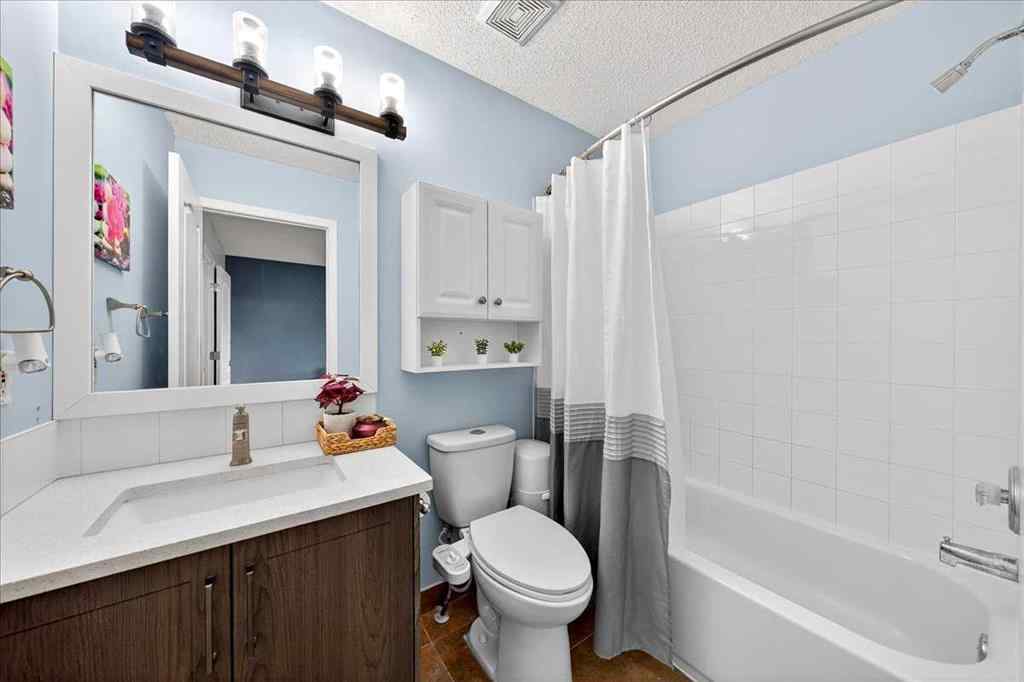 MLS® A2263602 - 11 Citadel Vista Close NW in Citadel Calgary, Residential