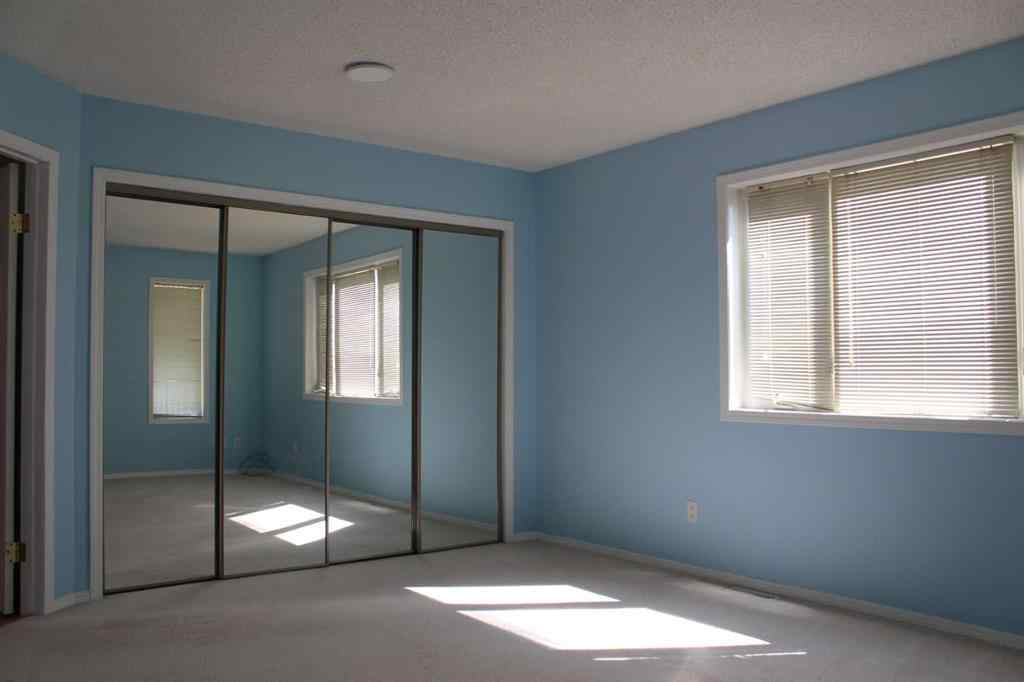 MLS® A2263605 - 503 5th Avenue  NE in NONE Manning, Residential