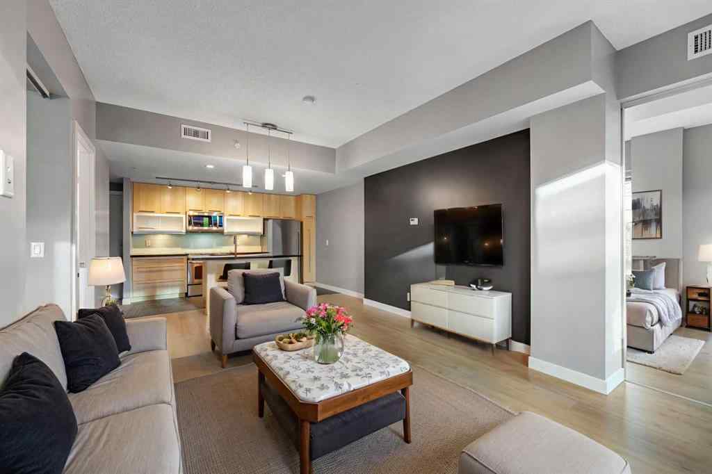 MLS® A2263606 - Unit #201 215 13 Avenue SW in Beltline Calgary, Residential